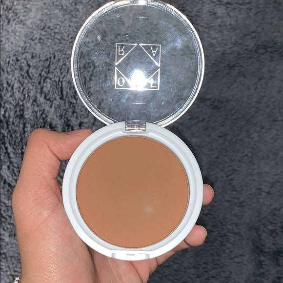 OFRA bronzer - Picture 3 of 3